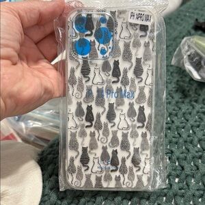 Apple iPhone 14 Pro Max Case - Black and White Cat Design